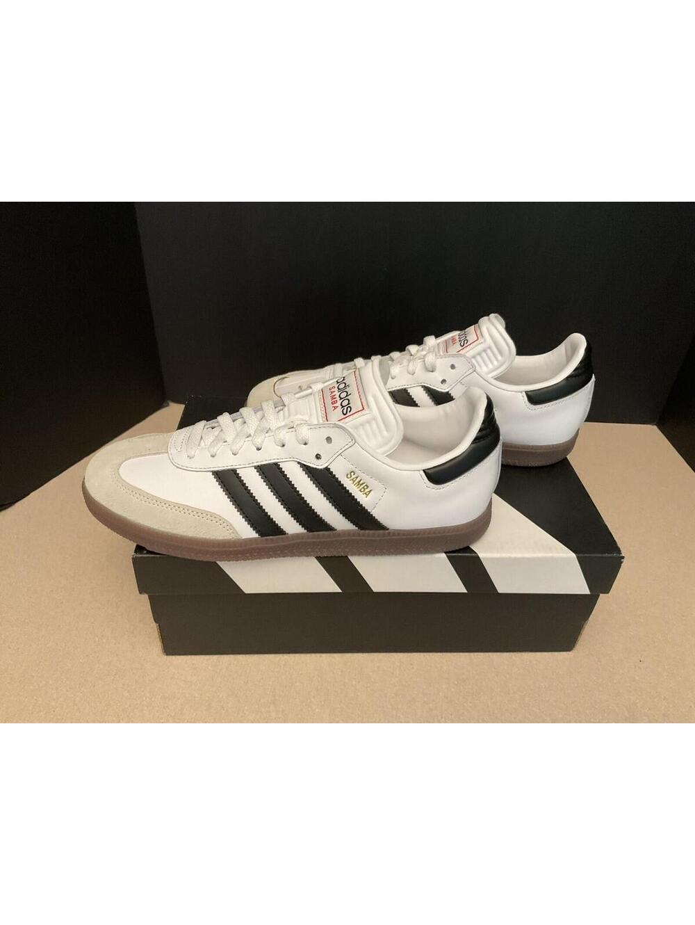New! Adidas Originals Samba White/Black/Gum Shoes. Men’s 7. Women’s 8.